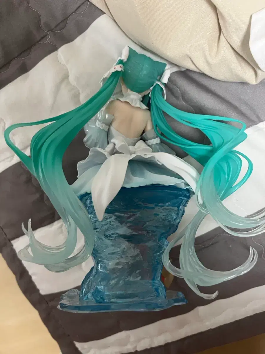 thumbnail-0